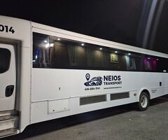 Passenger Coach Bus Rental Services in Toronto | Neois Transport