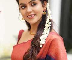 Svaraa: Women Printed Saree with cont… - 2