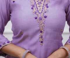 Aardiva: Women Emroidered Straight kurta set. - 3