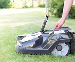 Save Big on Lawn Mower Robot This January – Up to 70% Off